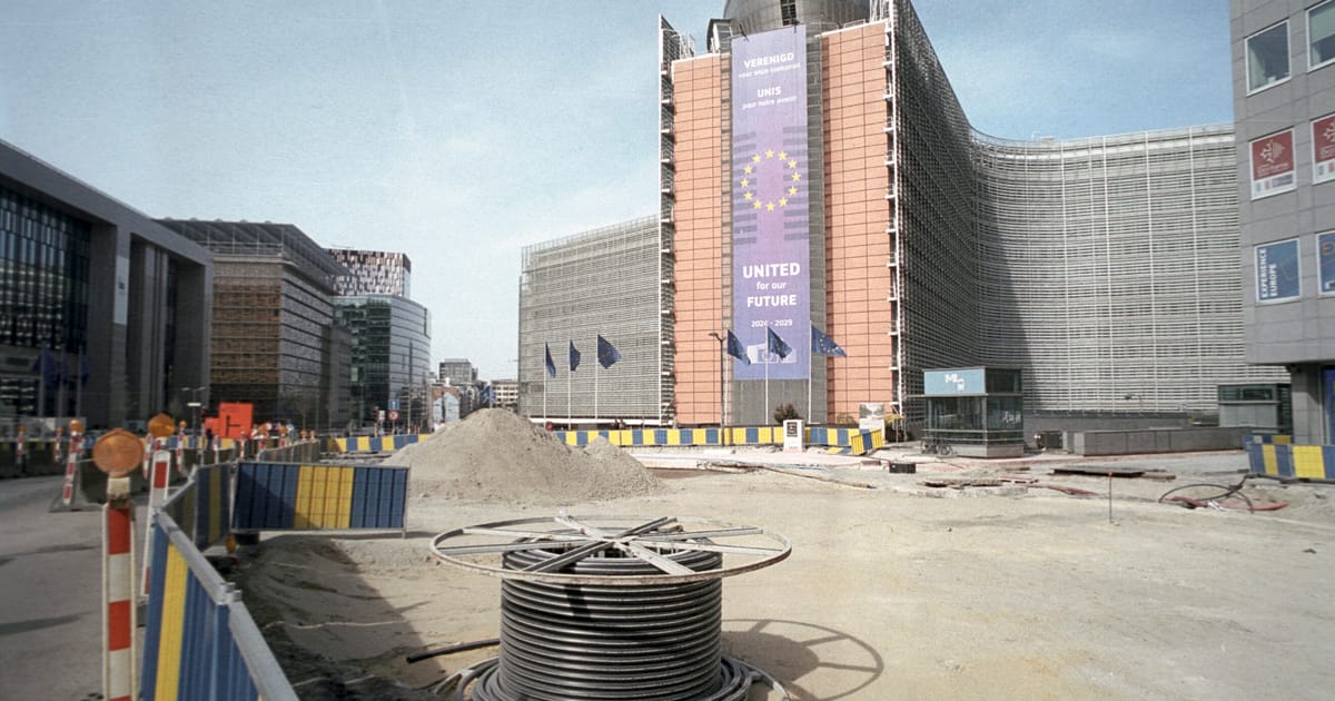 EU body’s proposal to spend €3.6M on conference hall slammed by staff – POLITICO