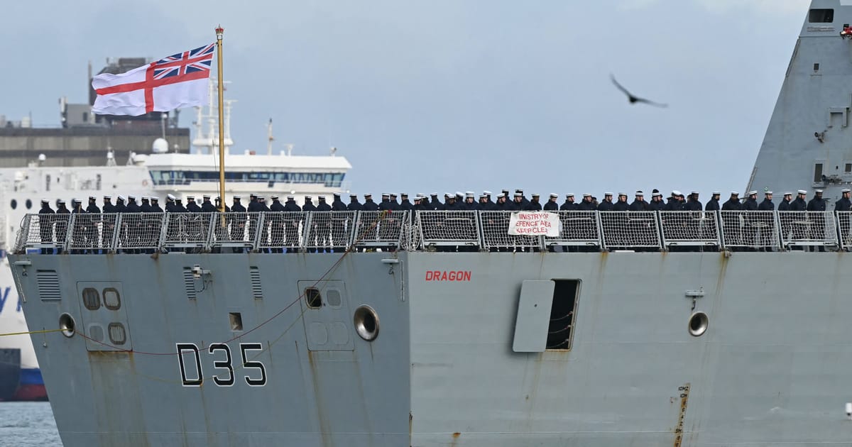 Starmer gives green light for UK forces to intercept Putin’s shadow fleet – POLITICO