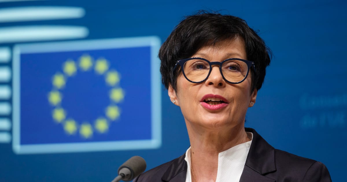 EU conservatives want to grill Commissioner Kos on secret police claims  – POLITICO