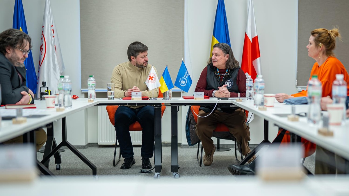 URCS, WFP sign cooperation agreement on logistics services