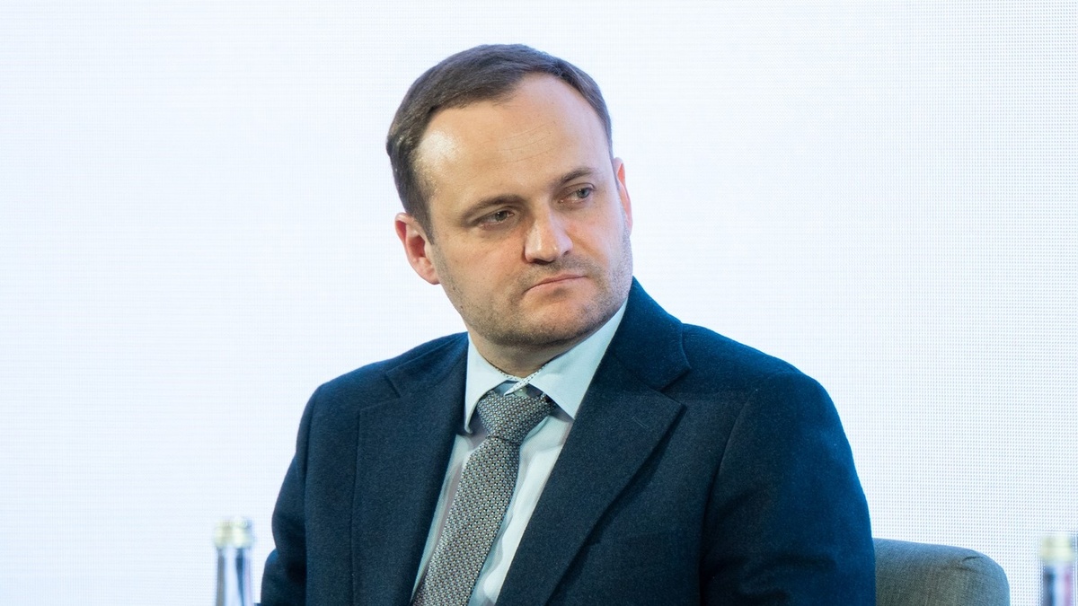 Kuleba discusses with EU Commissioner Lahbib protection of energy facilities, provision of heat supply in the face of attacks