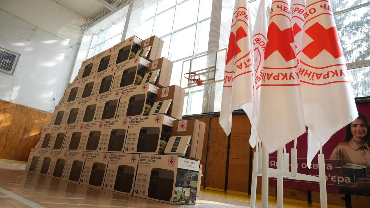 Members of Volyn volunteer fire brigades join Ukrainian Red Cross Society volunteer efforts