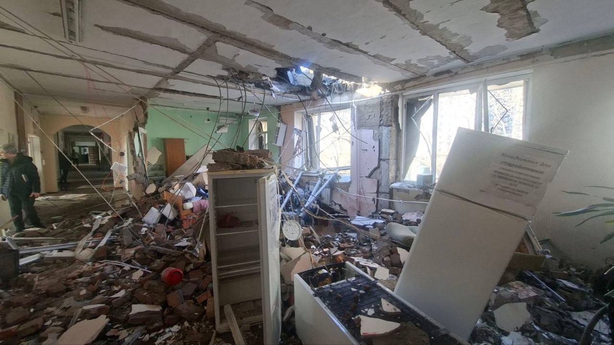 Patients, staff of damaged maternity hospital in Odesa transferred to other facilities