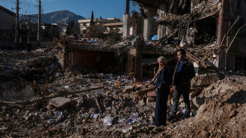 Live updates: Iran war news; Trump threatens to ‘obliterate’ Iran’s power plants