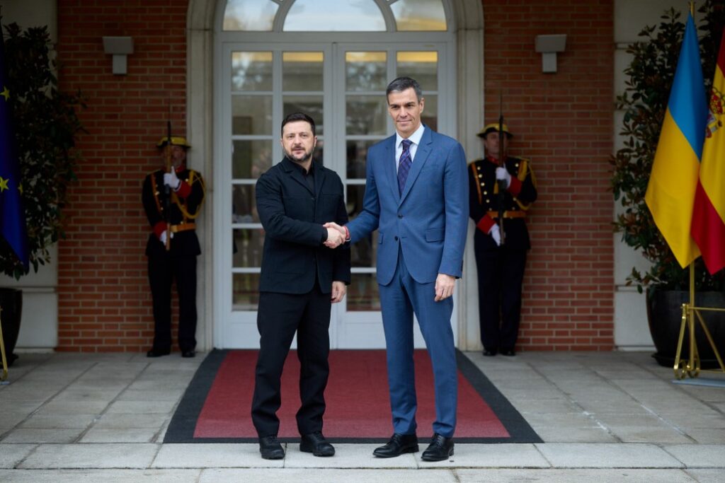 Spain injects €1 billion into Ukraine’s war effort, while Escribano and Skyeton launch joint laser-guided UAV projects