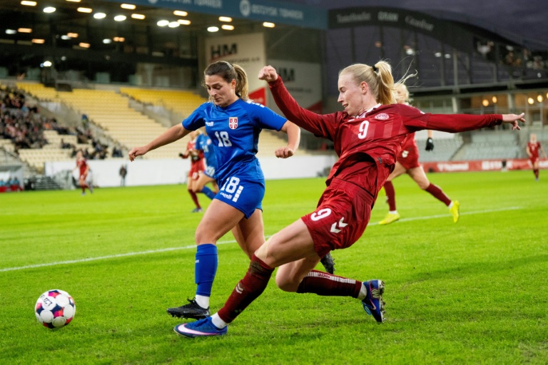 England hit Ukraine for six in Women’s World Cup qualifiers