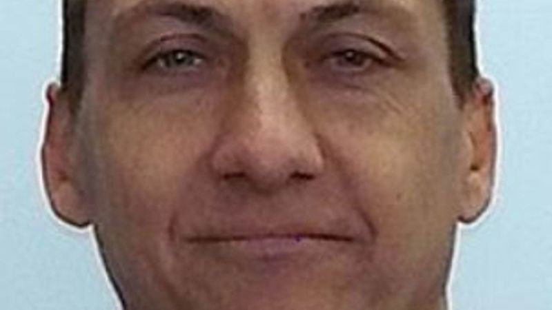 Monthslong manhunt for fugitive sovereign citizen Dezi Freeman ends in police shooting