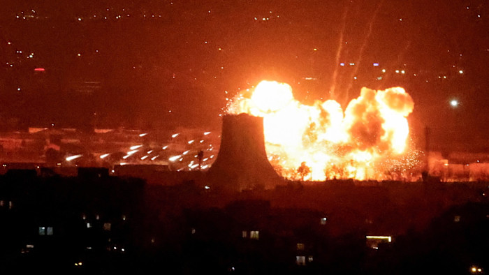 Israel expands attacks to Iranian oil storage facilities