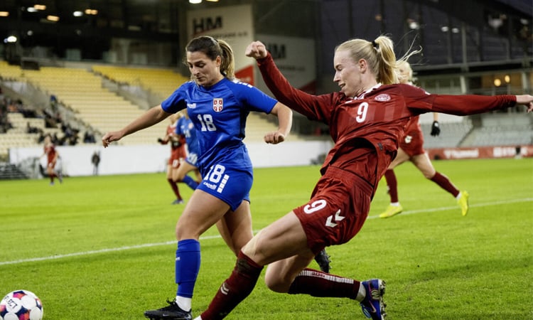 England hit Ukraine for six in Women’s World Cup qualifiers