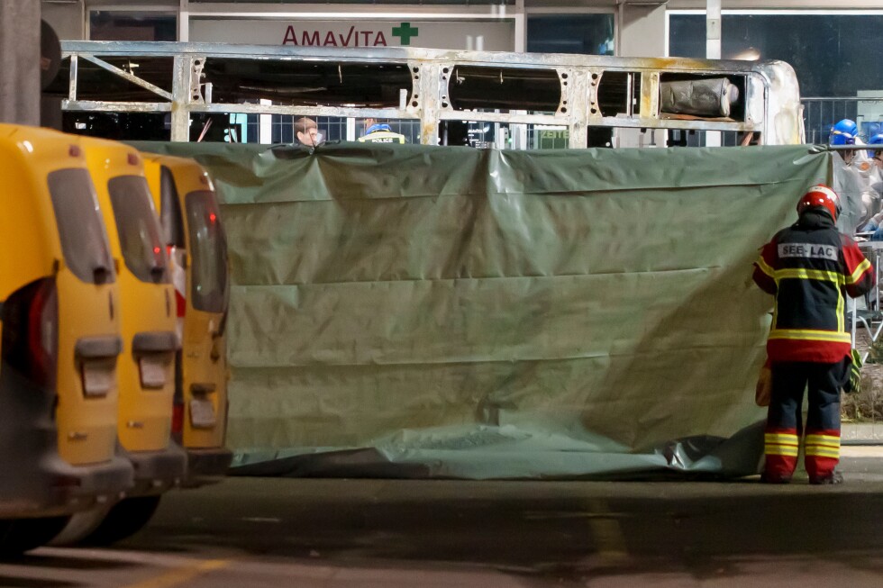 Fire on a bus in Switzerland kills 6 people