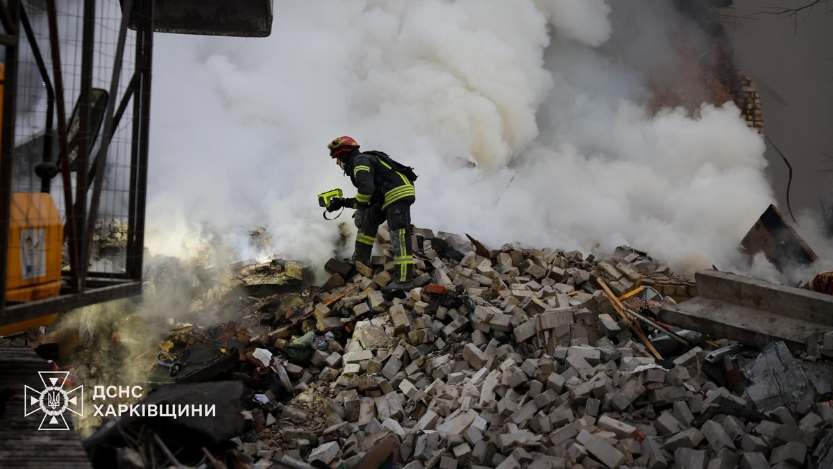 Russians fire 29 missiles at Ukraine overnight, almost half of them ballistic – Zelenskyy