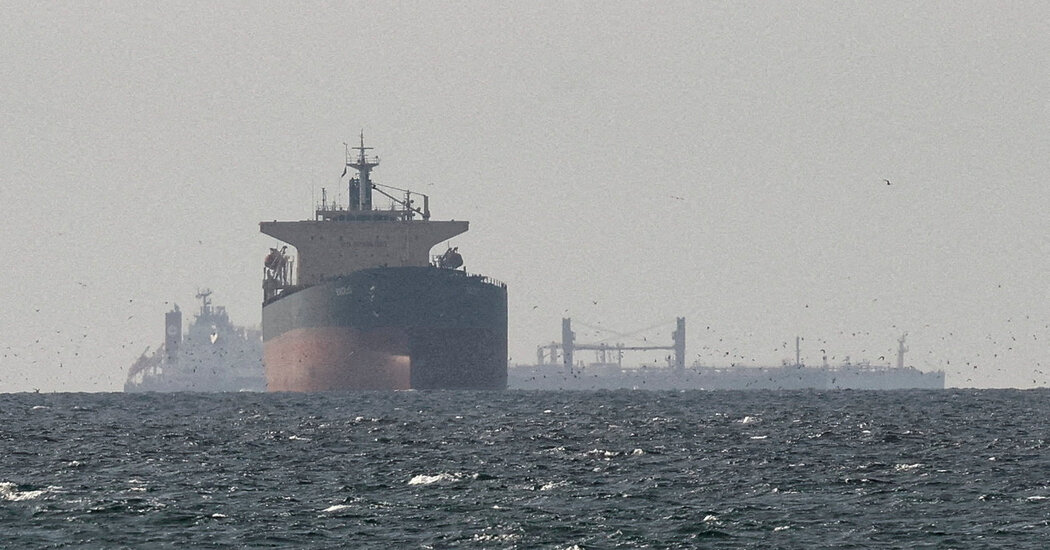 Iran Unable to Find Mines It Planted in Strait of Hormuz, U.S. Says