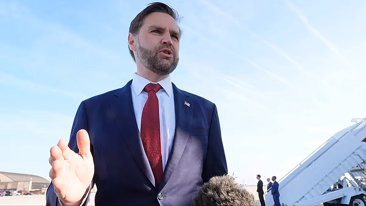 JD Vance warns Iran not to “play” US during planned talks in Pakistan