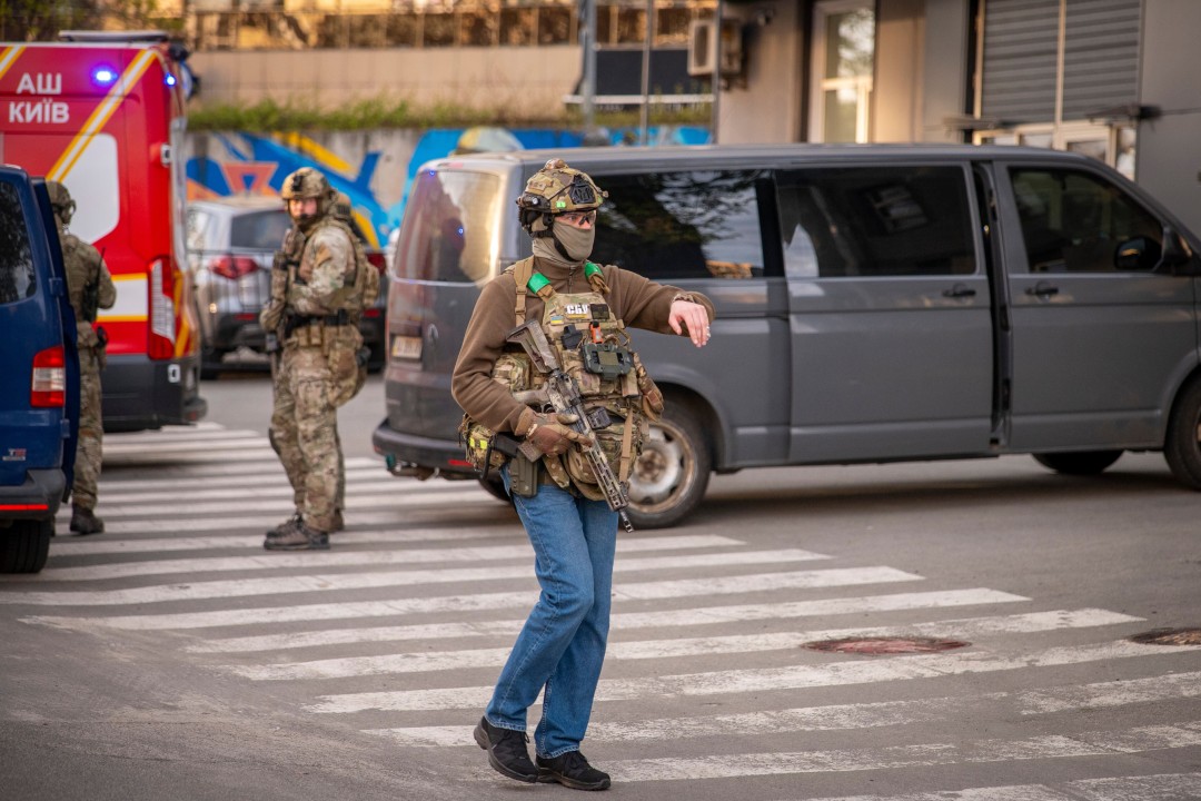 Ukraine Police Official Quits After Officers Flee Gunfire