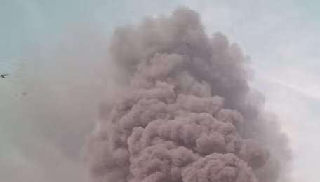 Russia launches missile strike on central Kharkiv