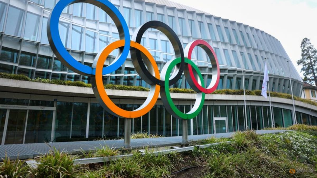 Olympic Games-Ukraine asks IOC to examine ‘neutral’ status of Russian athletes