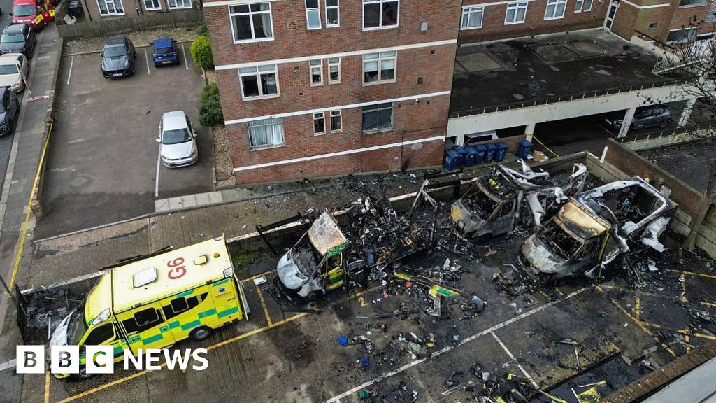 Arrests over Persian media offices arson attempt in Wembley – BBC