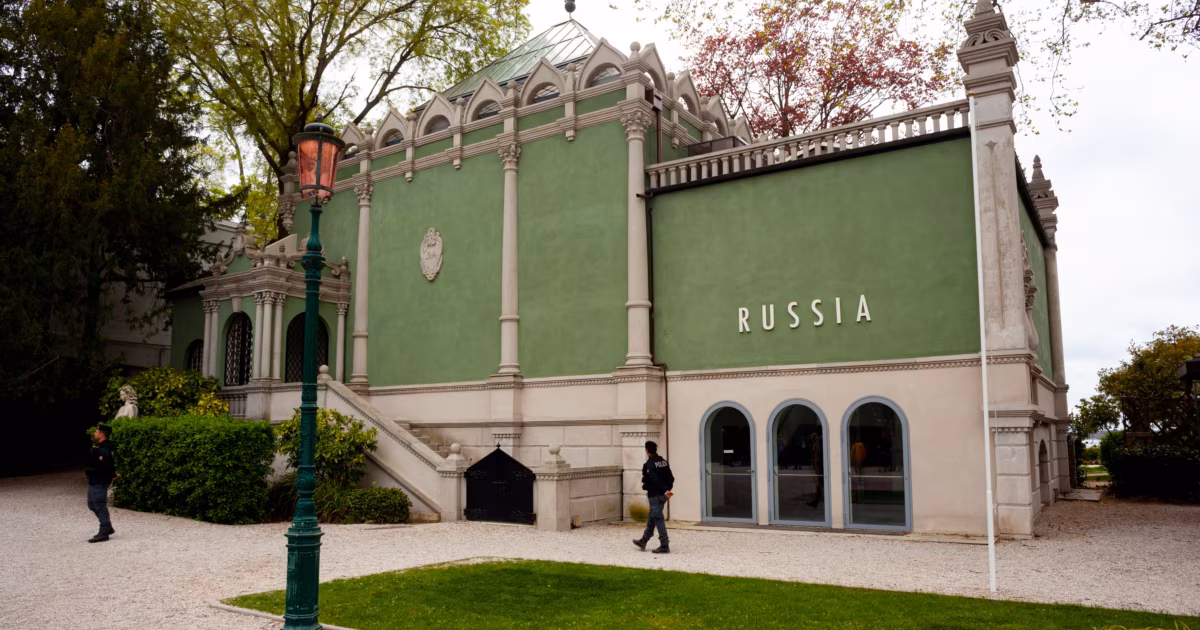EU Pulls Funding For Venice Biennale After Russia’s Inclusion