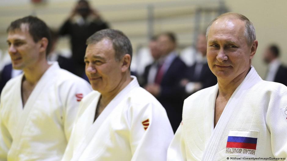 Which sports have banned Russia and Belarus?