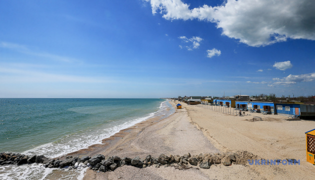 Sea of Azov on brink of ecological disaster as Russia planning mass jellyfish harvest