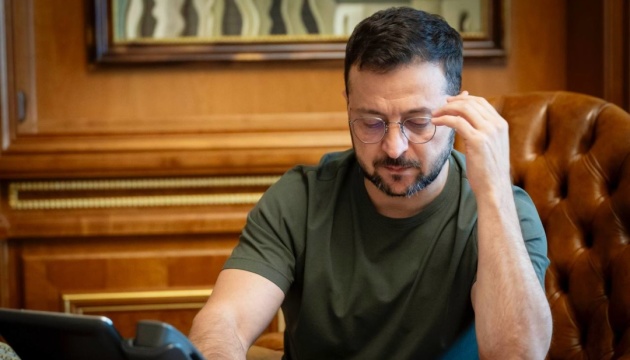 Zelensky approves new “long-range sanctions” against Russia