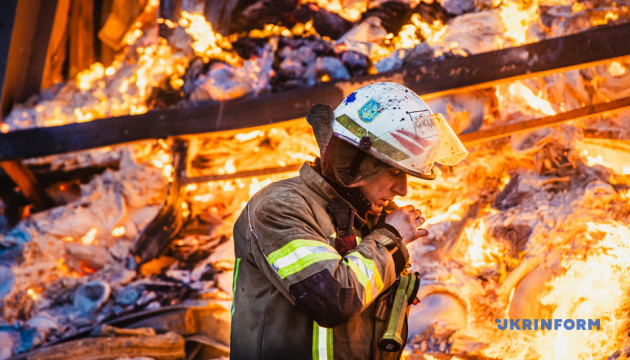 Russians launch drone attack on Khmelnytskyi, sparking fire at factory