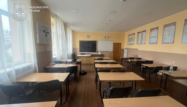 15-year-old suspect charged with attempted murder