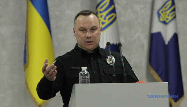 9,000 officers fighting on front lines out of 100,000