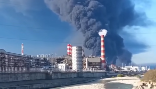 General Staff confirms strikes on Tuapse refinery, two Russian landing ships, oil depot