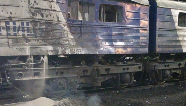 Russians attack railway facility in Zaporizhzhia; train engineer’s assistant killed