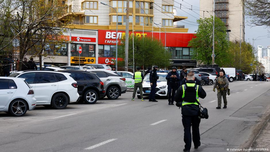Gunman shot dead after killing spree in Kyiv