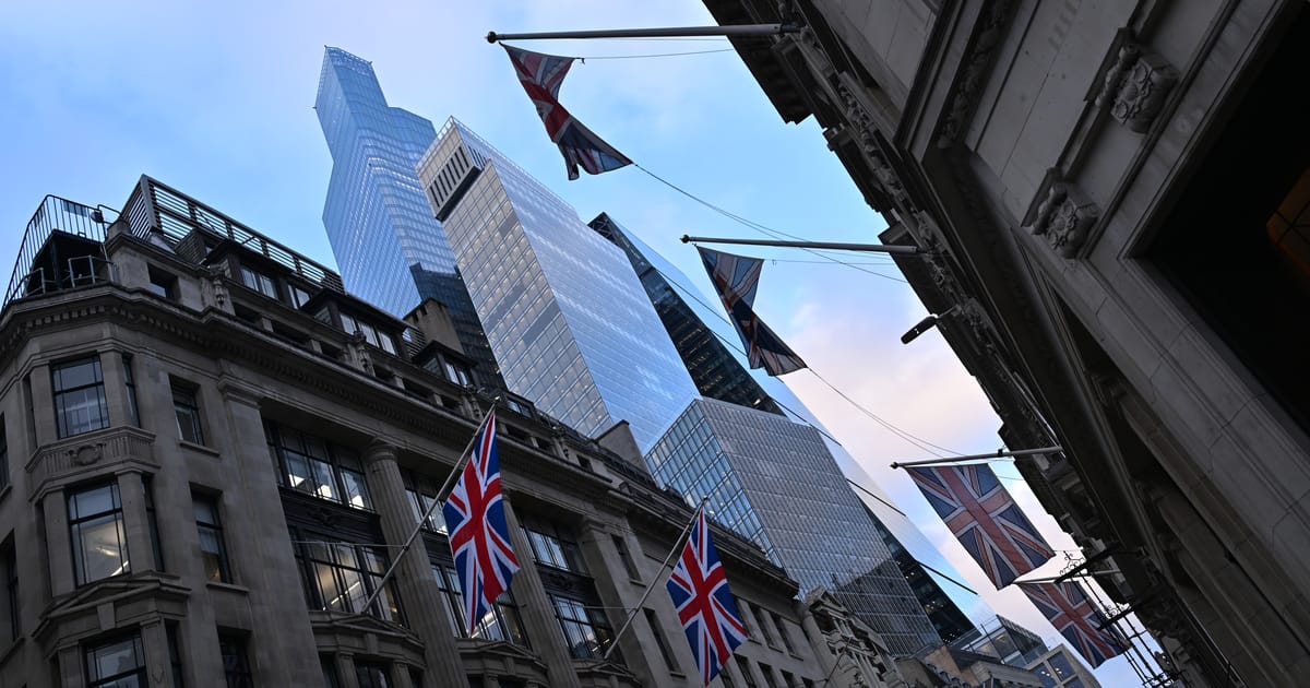 Head of UK data watchdog voluntarily steps aside amid HR probe – POLITICO