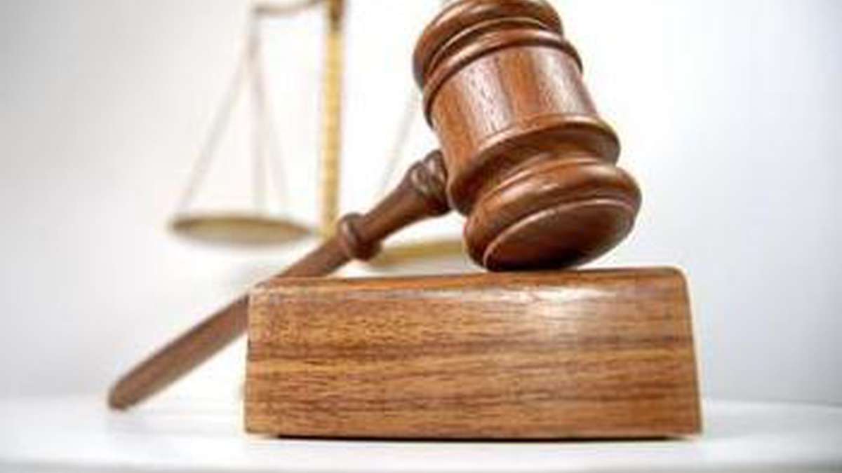 Appeals court allows Poroshenko to divide property with wife