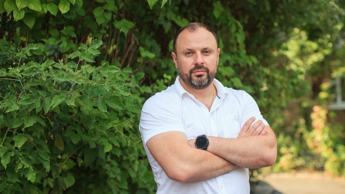 Complex sensitive identification processes being automated as much as possible