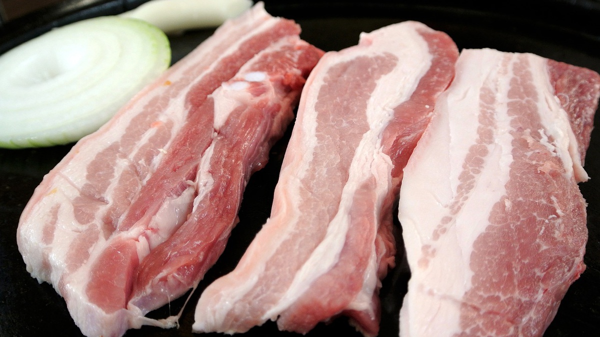 Ukraine increases pork imports 15-fold in 2025 amid declining domestic production – analysts