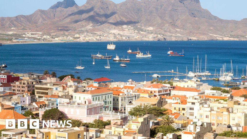 More than 1,700 Brits who fell ill in Cape Verde join action against Tui