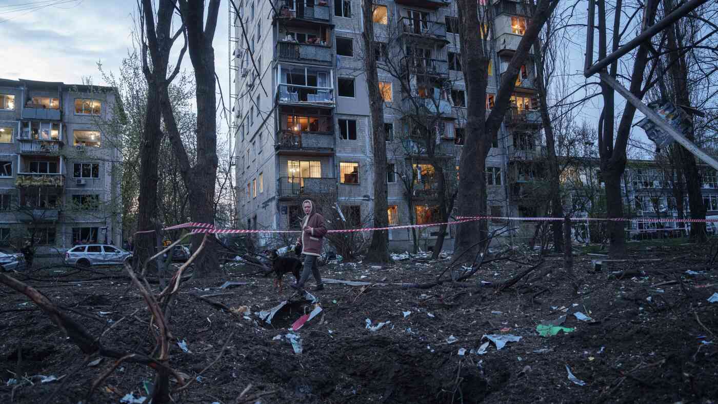 Russian missiles and drones bombard Ukraine in hourslong attack : NPR