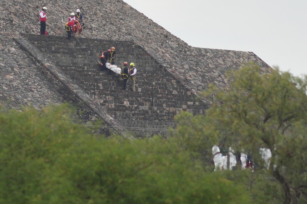 Gunman shoots several tourists at Teotihuacán pyramids in Mexico