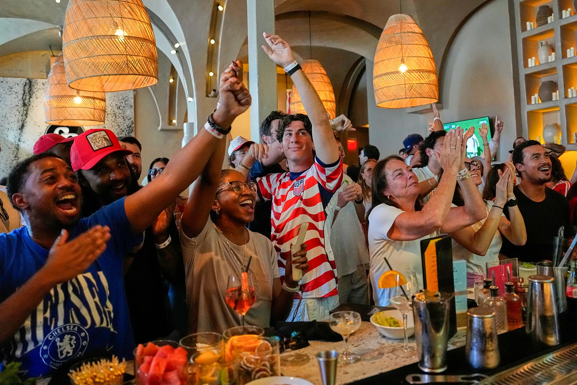 Shared fandom is social ‘medicine’ — Harvard Gazette